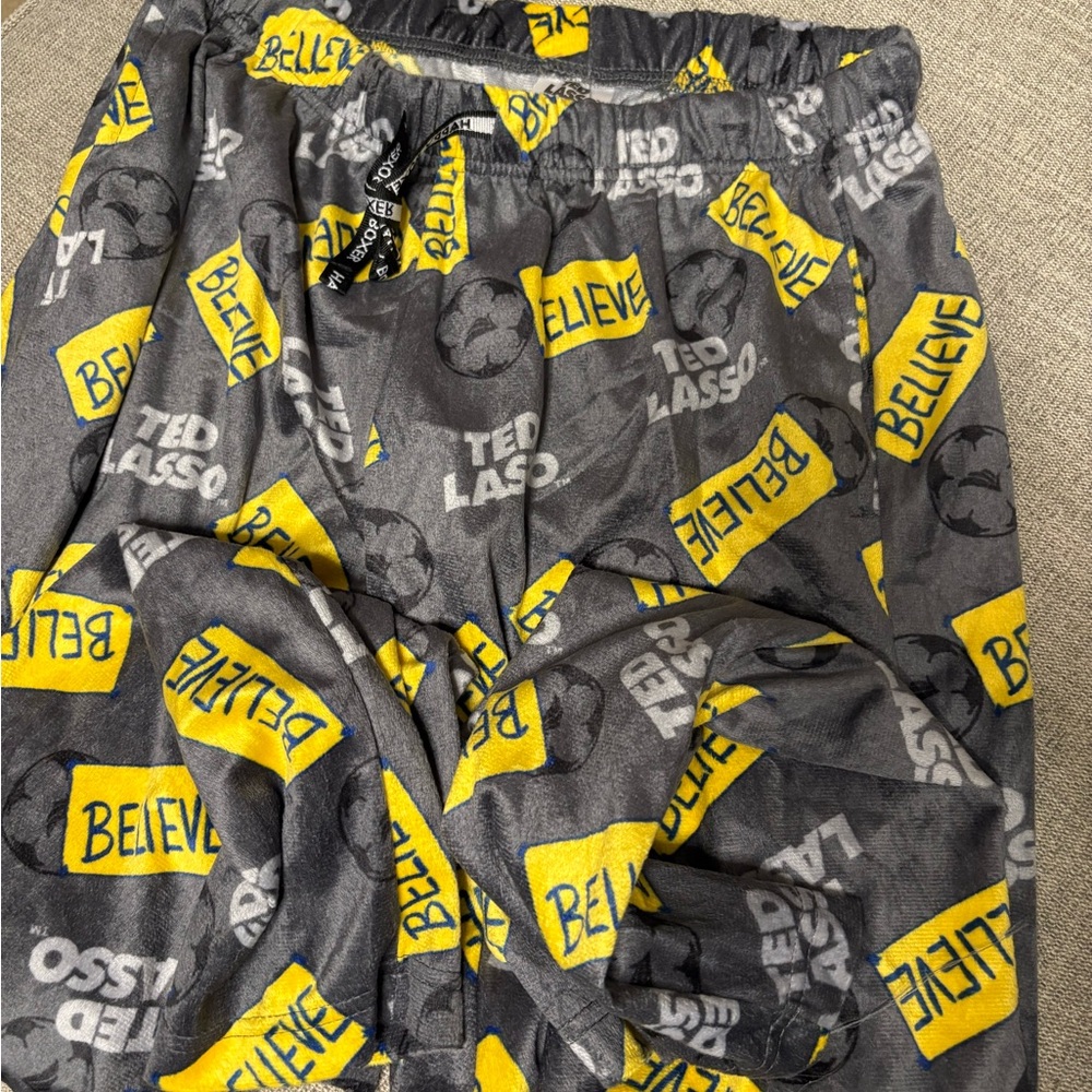 Ted Lasso Believe Mens Medium Lounge Pajama Pants Happy Boxer Fleece NWOT!